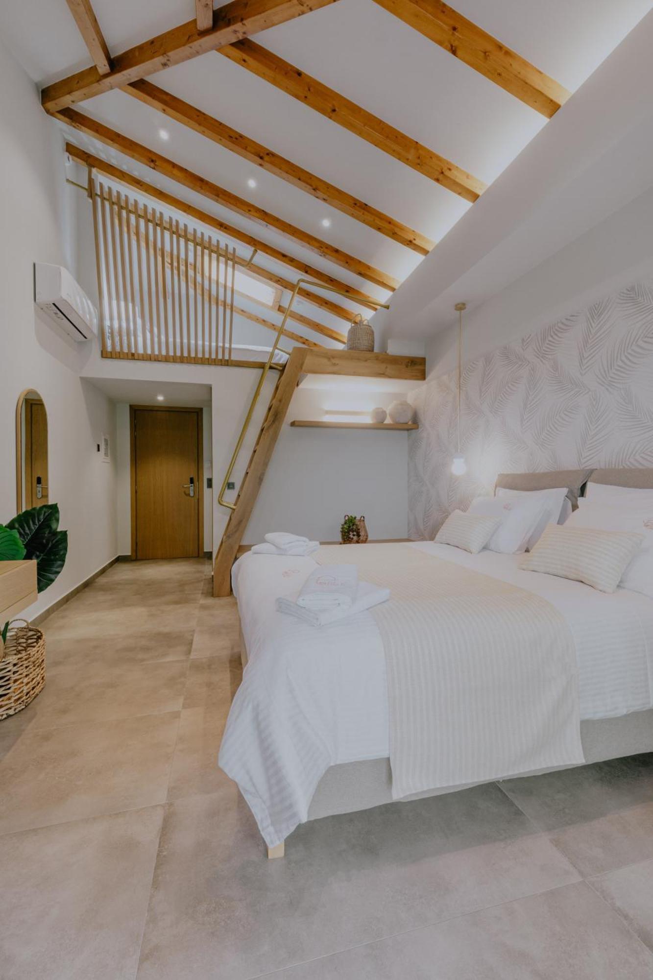 نافبليو Fildisi Luxury Suites المظهر الخارجي الصورة
