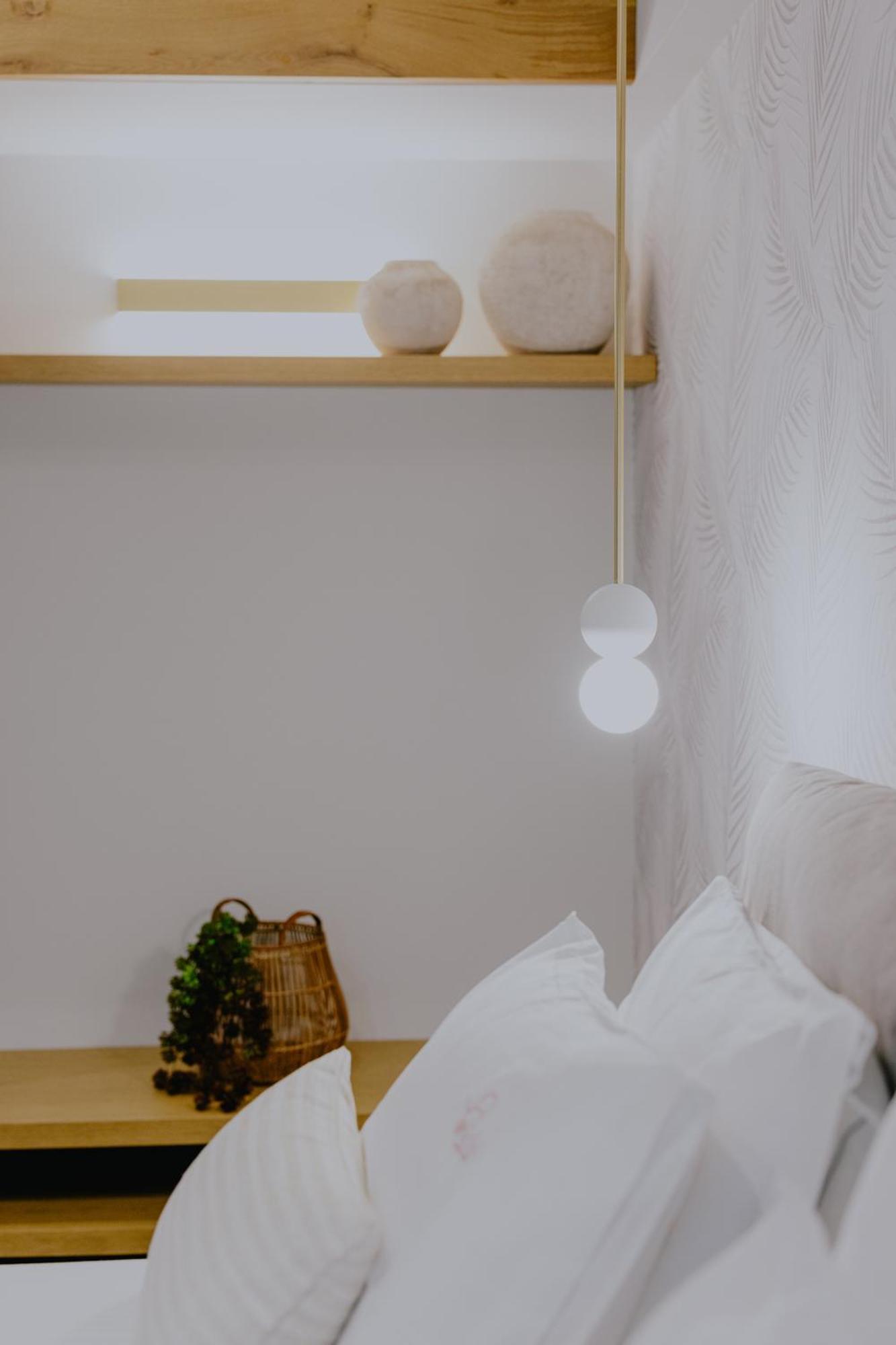 نافبليو Fildisi Luxury Suites الغرفة الصورة