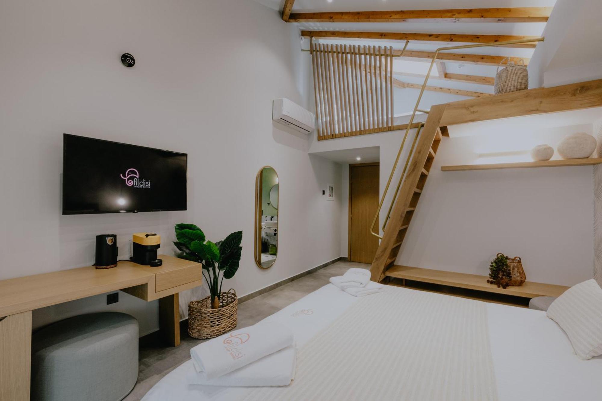 نافبليو Fildisi Luxury Suites الغرفة الصورة